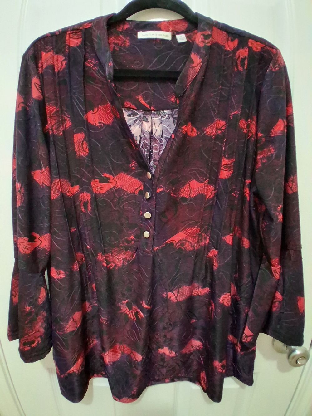 Notations Red and Black Abstract Button-Front Blouse